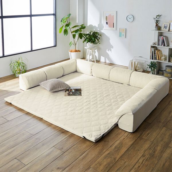 iellio（イエリオ）の「はっ水ゆったり・まったりクッション一体型ラグ＜布帛（フハク）タイプ・フロアソファ・ローソファー・ロングシーズン＞（ラグ）」｜布帛アイボリー