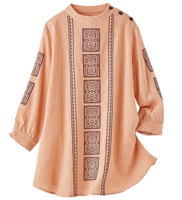 BELLUNA（ベルーナ）の「インド綿スラブ調素材幾何柄刺しゅうブラウス（ブラウス）」｜オレンジ系