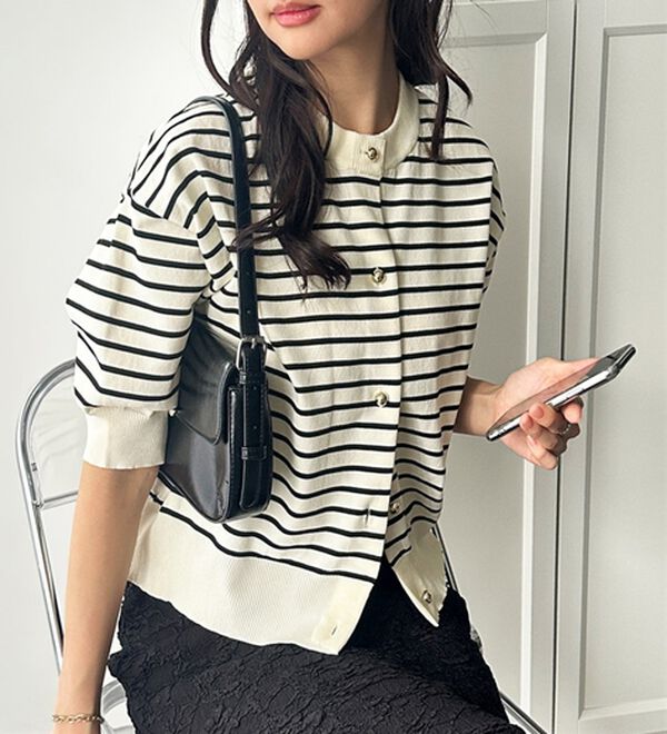 GeeRA（ジーラ）の「メタルボタンスポンディッシュカーディガン（ニットカーディガン）」｜詳細画像