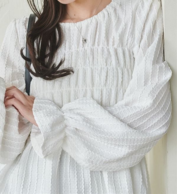 RANAN（ラナン）の「シャーリングカットブラウス（カットソー）」｜詳細画像