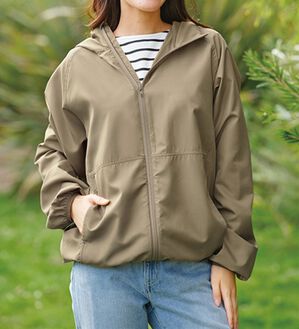 BELLUNA（ベルーナ）の「耐久はっ水パーカー（パーカー）」｜ベージュ