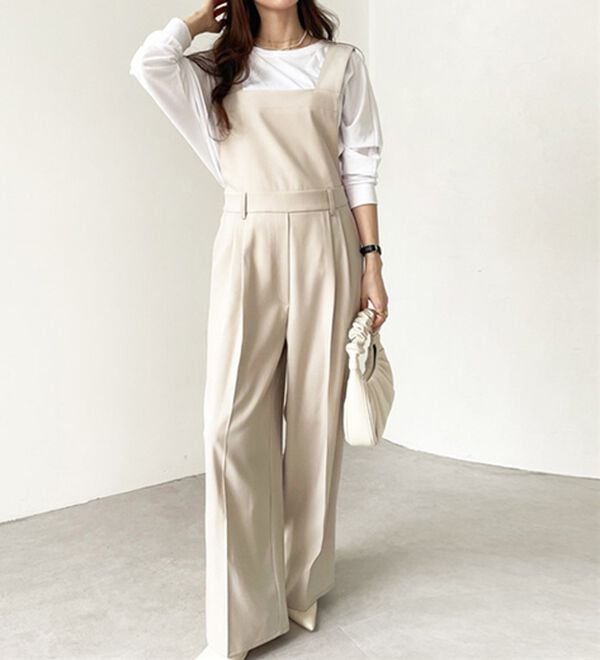 【ボナ】MARIA 24SS ベルトラインサロペット　新品未使用 ボナ】MARIA 24SS ベルトラインサロペット 新品未使用