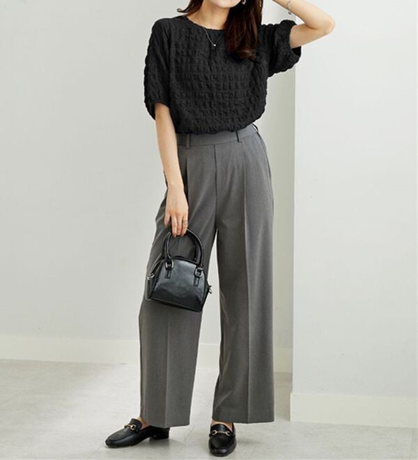 BELLUNA（ベルーナ）の「ポコポコ素材裾ドロストプルオーバー（カットソー）」｜詳細画像