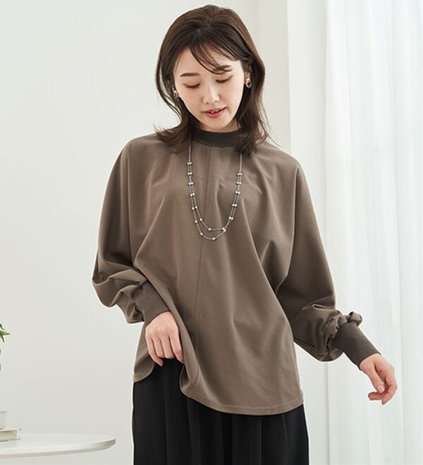BELLUNA（ベルーナ）の「Ｔシャツ感覚なのにきちんとブラウス見え！カットジョーゼットプルオーバー（ブラウス）」｜詳細画像