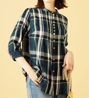 BELLUNA（ベルーナ）の「ダブルガーゼ素材多ボタンオーバーブラウス（ブラウス）」｜ブラックウォッチ