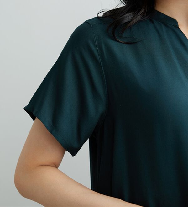 BELLUNA（ベルーナ）の「レーヨン素材スキッパーデザインワンピース（その他ワンピース）」｜詳細画像