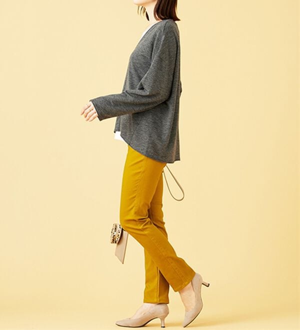 BELLUNA（ベルーナ）の「キレイ見えVネックプルオーバー（カットソー）」｜詳細画像