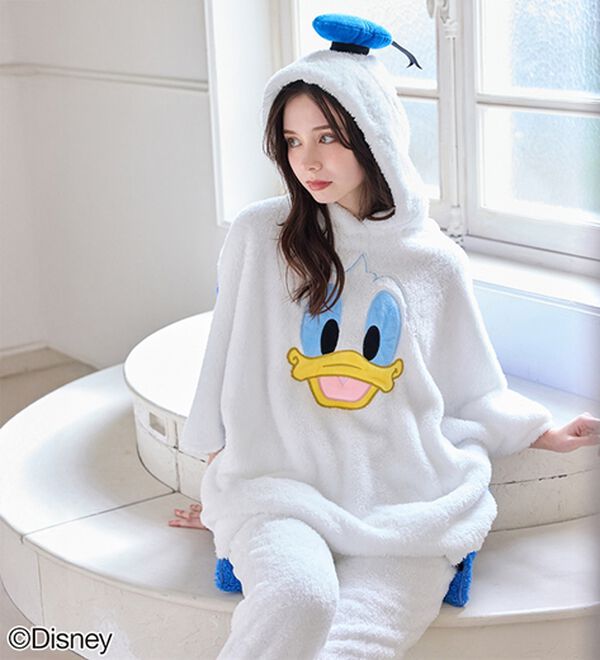 BELLUNA（ベルーナ）の「＜Ｄｉｓｎｅｙ＞【ドナルドダック】両面ボアポンチョ（パジャマ・ルームウェア）」｜詳細画像