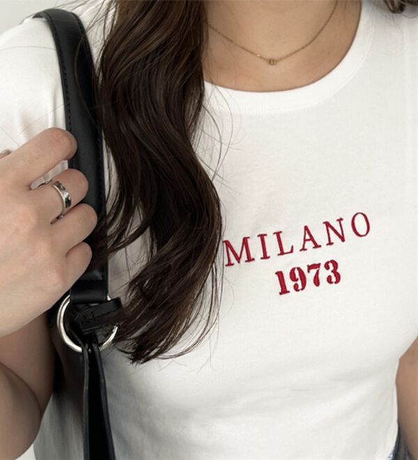 GeeRA（ジーラ）の「刺しゅうロゴコンパクトＴシャツ（カットソー）」｜詳細画像