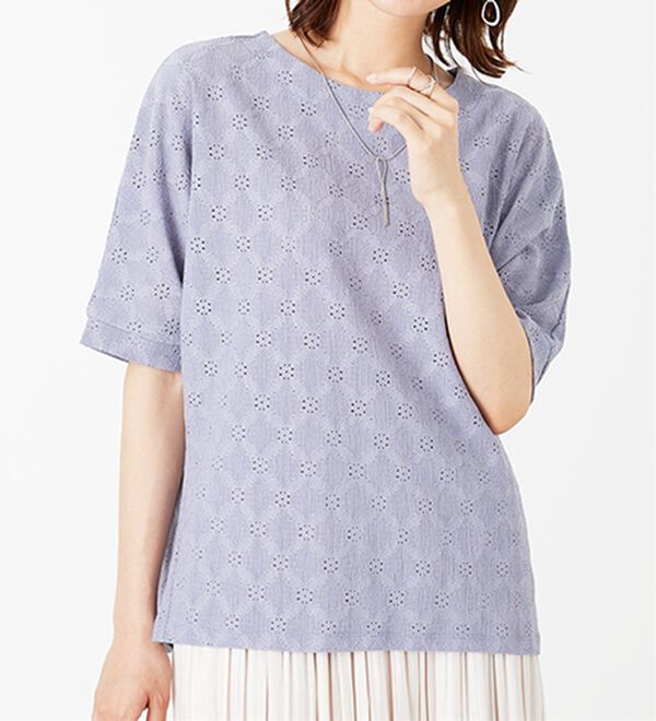 BELLUNA（ベルーナ）の「総レース素材ドルマンプルオーバー（カットソー）」｜詳細画像