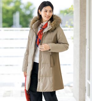 ルフラン（ルフラン）の「細見えリアルファー付ダウンコート（ダウンコート・ジャケット・ベスト）」｜モカベージュ