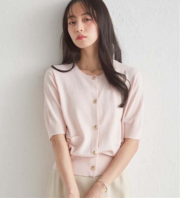 RANAN（ラナン）の「ゴールド調ボタン5分袖ニットカーデ（ニットカーディガン）」｜詳細画像