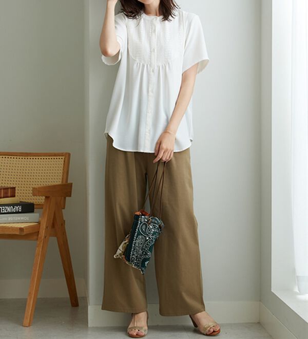 BELLUNA（ベルーナ）の「【2つの機能付き】お手入れ楽々！レース使いシャツチュニック（ブラウス）」｜詳細画像