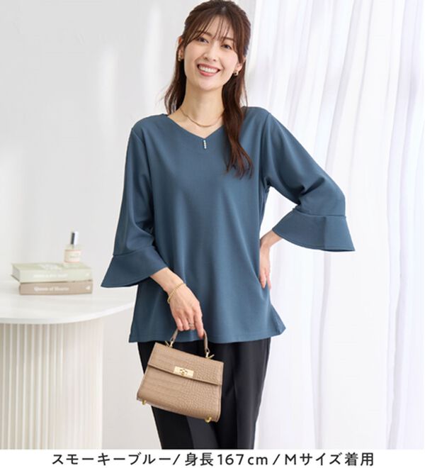alotta（アロッタ）の「パール調ボタンフレアー袖ブラウスＴシャツ（ブラウス）」｜詳細画像