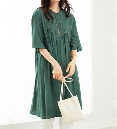 BELLUNA（ベルーナ）の「レース使いフレアーシルエットワンピース（チュニックワンピース）」