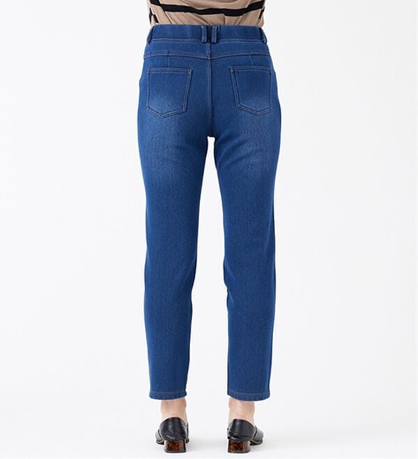 BELLUNA（ベルーナ）の「裏ベロアストレッチ素材レギンスパンツ（フルレングスパンツ）」｜詳細画像