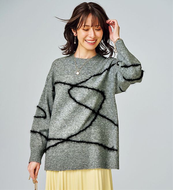 BELLUNA（ベルーナ）の「線描きジャカードニットプルオーバー（ニット・セーター）」｜杢グレー系