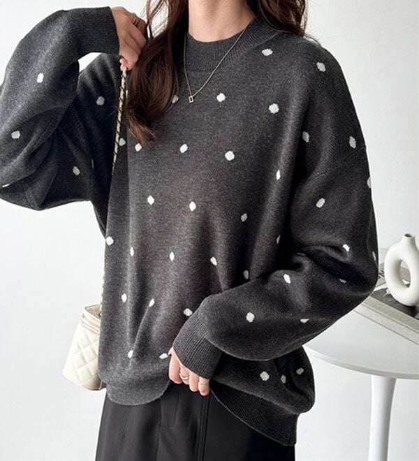 GeeRA（ジーラ）の「ドット柄ニットプルオーバー（ニット・セーター）」｜詳細画像