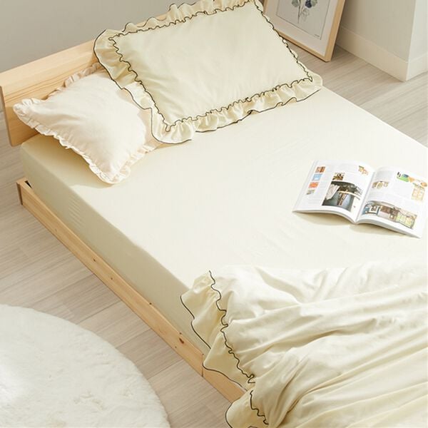 iellio（イエリオ）の「大人かわいいダブルフリル付布団カバーリング＜掛け布団カバー・ボックスシーツ・枕カバー・ずれにくい・オールシーズン・淡色＞（敷布団カバー・シーツ）」｜詳細画像