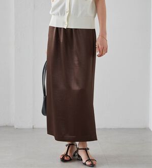 RANAN（ラナン）の「シャイニーサテンナロースカート（ロングスカート）」｜ブラウン