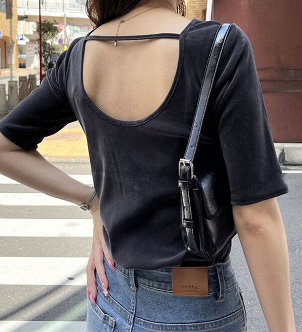 GeeRA（ジーラ）の「ベロアバックオープンカットソー（カットソー）」｜詳細画像