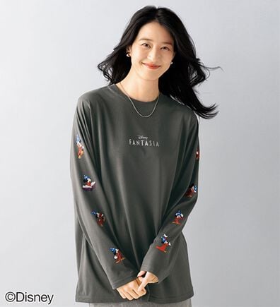 BELLUNA（ベルーナ）の「＜Ｄｉｓｎｅｙ＞【ミッキー】Ｆａｎｔａｓｉａスリーブプリント長袖Ｔシャツ（カットソー）」
