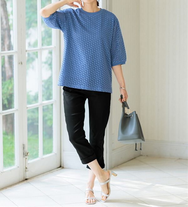 BELLUNA（ベルーナ）の「ヒンヤリ&times;サラリ速乾！綿サテンストレッチ裾リボンクロップドパンツ（クロップドパンツ）」｜詳細画像