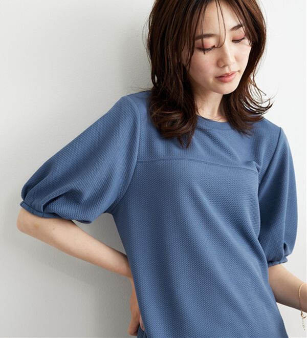 BELLUNA（ベルーナ）の「ポコポコ素材ふんわり袖チュニック（チュニック）」｜詳細画像