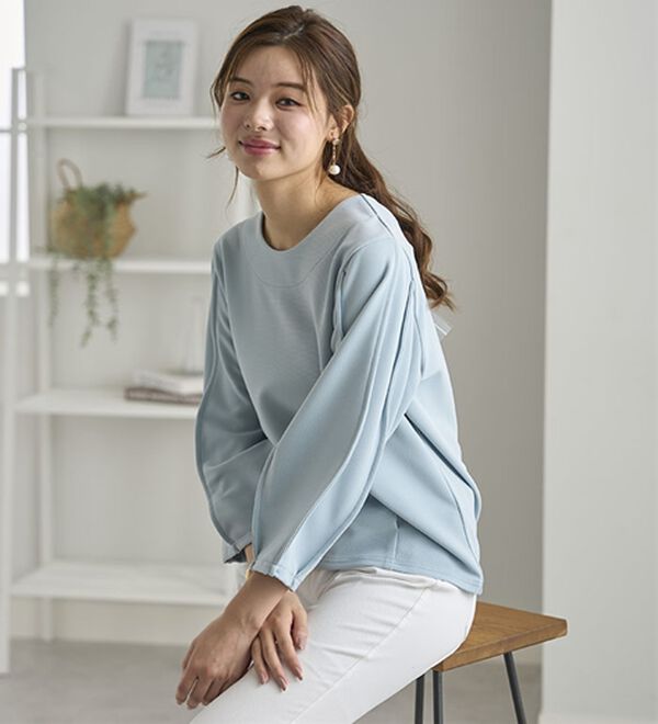 BELLUNA（ベルーナ）の「袖ボリュームタックプルオーバー（カットソー）」｜詳細画像