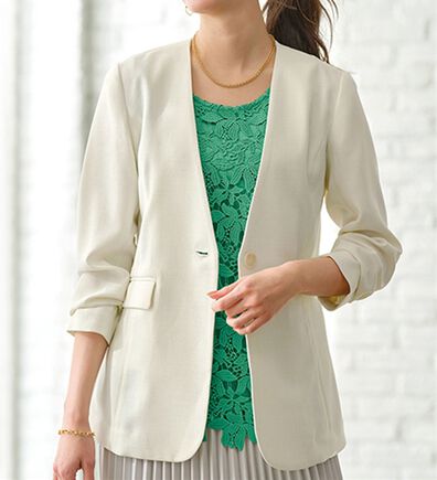 BELLUNA（ベルーナ）の「＜楽スタフィット＞ノーカラージャケット（ノーカラージャケット）」