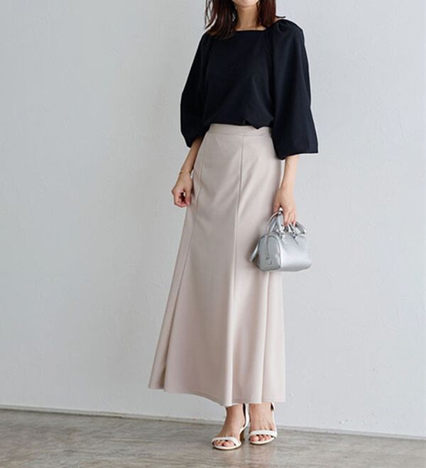 Pierrot（ピエロ）の「スクエアネックボリュームブラウス（ブラウス）」｜詳細画像