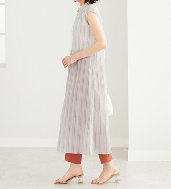 BELLUNA（ベルーナ）の「ラメ入りストライプ柄シアーロングシャツ（シャツワンピース）」｜詳細画像