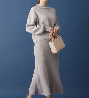 alotta（アロッタ）の「パール調ボタンニット＆キャミワンピース（アンサンブル）」｜詳細画像