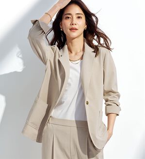 BELLUNA（ベルーナ）の「＜爽楽＞ストレッチジャケット（その他ジャケット）」｜グレージュ