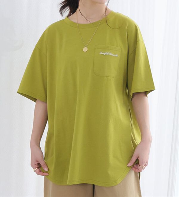 A HAPPY MARILYN（アハッピーマリリン）の「【Ｍ～８Ｌ】綿１００％！楽ちん裾ラウンドさらっと涼やかチュニック丈Ｔシャツ（Tシャツ）」｜ライム