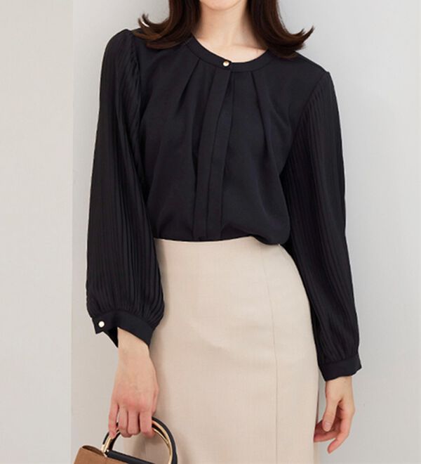 BELLUNA（ベルーナ）の「＜セレモニースタイル＞袖プリーツデザインブラウス（ブラウス）」｜詳細画像