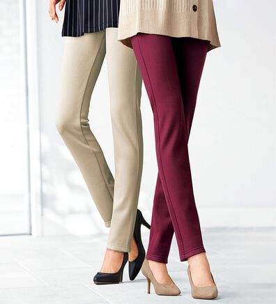 BELLUNA（ベルーナ）の「裏ベロアストレッチ素材レギンスパンツ（フルレングスパンツ）」