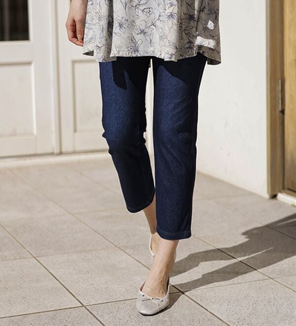 BELLUNA（ベルーナ）の「【再入荷】美ストレッチ素材アンクル丈レギンスパンツ（クロップドパンツ）」｜詳細画像