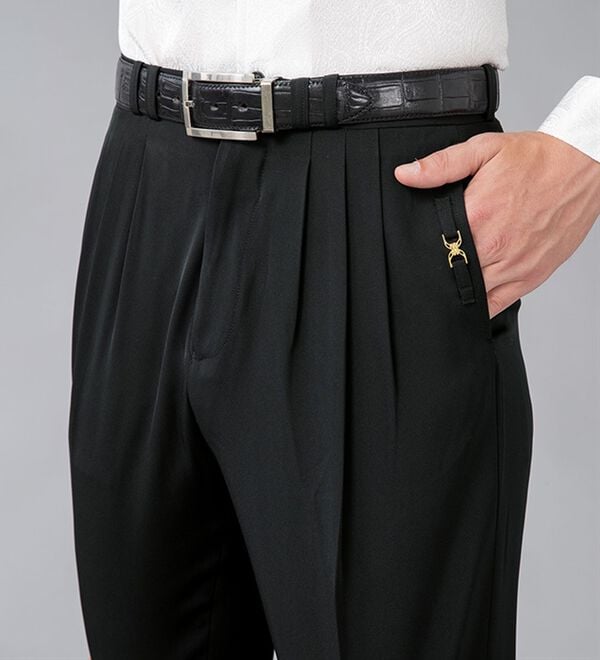 「ポケット刺しゅうスリータックスラックス（メンズスラックス）」｜詳細画像