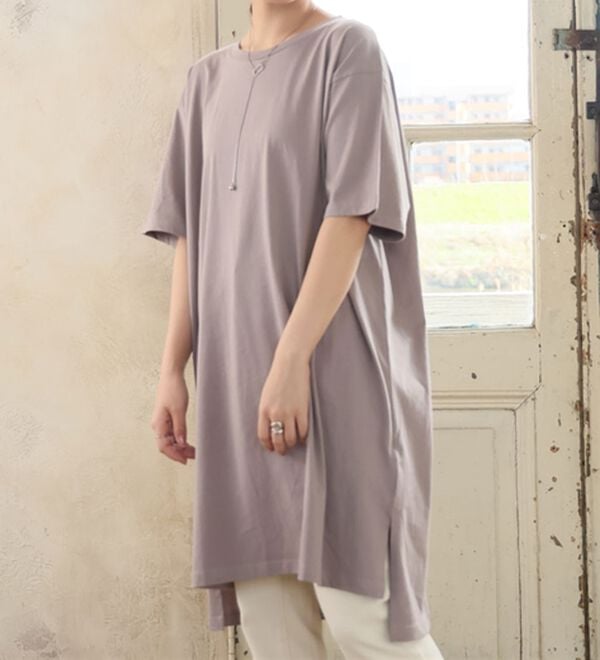 A HAPPY MARILYN（アハッピーマリリン）の「【Ｌ～１０Ｌ】選べる２丈！綿１００％ストンと楽ちん！着心地さらりゆるＴワンピース＆チュニック（チュニック）」｜グレイッシュモカ