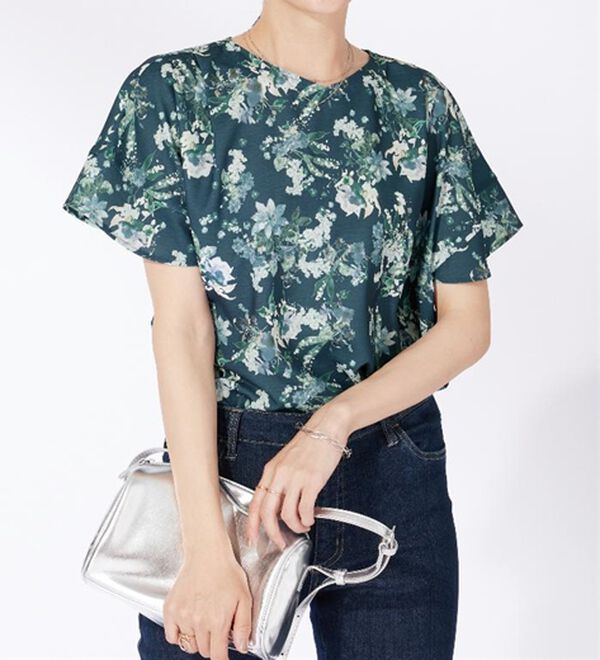 BELLUNA（ベルーナ）の「〈日比谷花壇〉袖フリルデザインブラウス（ブラウス）」｜詳細画像