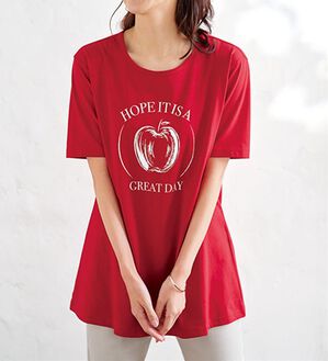 BELLUNA（ベルーナ）の「綿１００％プリントＴシャツ（Tシャツ）」｜赤・リンゴ