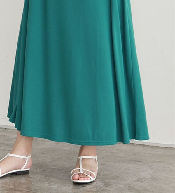 Pierrot（ピエロ）の「タックスリーブロングワンピース（ロングワンピース）」｜詳細画像