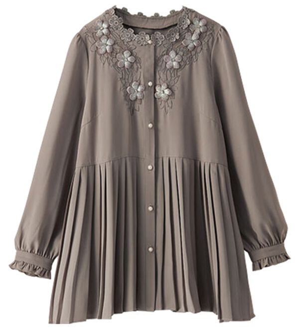 BELLUNA（ベルーナ）の「ぷっくりお花切替プリーツチュニック（チュニック）」｜詳細画像