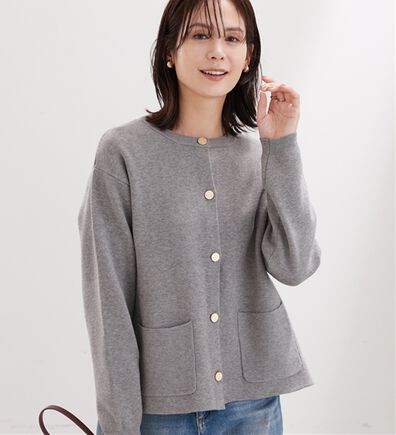 BELLUNA（ベルーナ）の「金ボタン使いニットカーディガン（ニットカーディガン）」