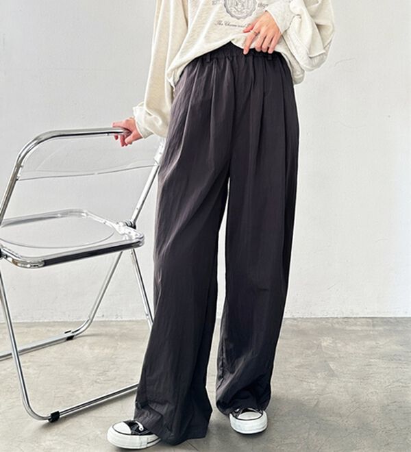 GeeRA（ジーラ）の「さらとろ素材が嬉しい！ダブルタックワイドパンツ（フルレングスパンツ）」｜詳細画像