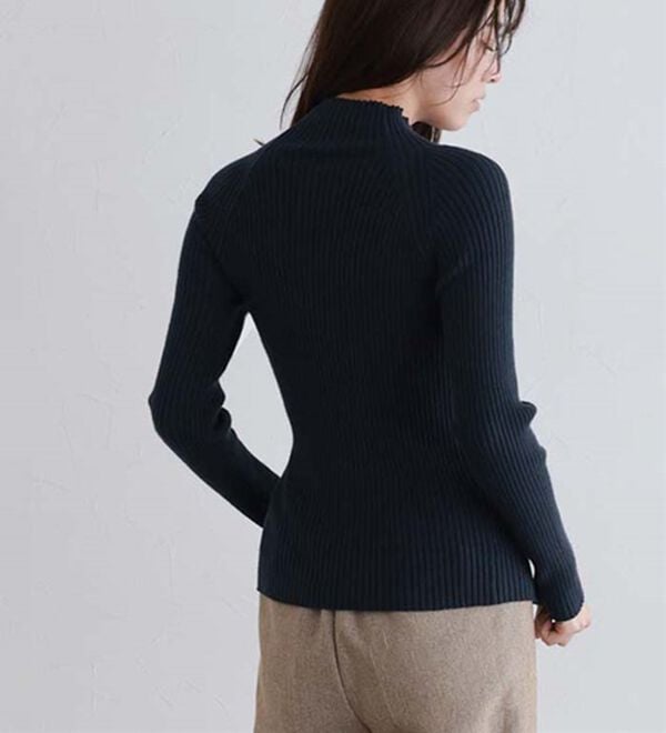 Pierrot（ピエロ）の「着回しストレッチリブハイネックニット（ニット・セーター）」｜詳細画像