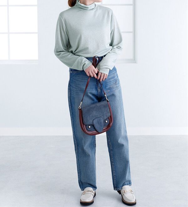 BELLUNA（ベルーナ）の「ラメ調ハイネックプルオーバー（カットソー）」｜詳細画像