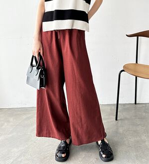 GeeRA（ジーラ）の「麻入りリラックスワイドパンツ（ワイドパンツ・ガウチョ）」｜テラコッタ