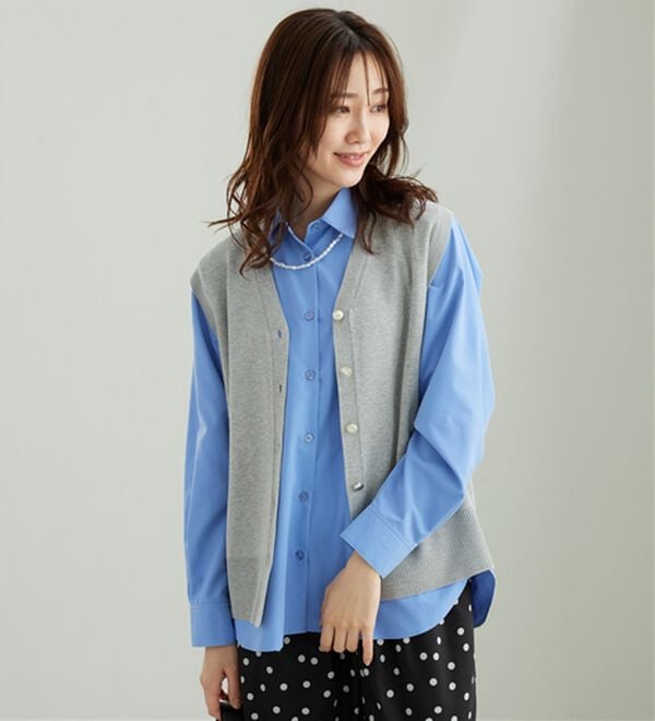 「金ボタン使いニットベスト（ベスト）」｜詳細画像